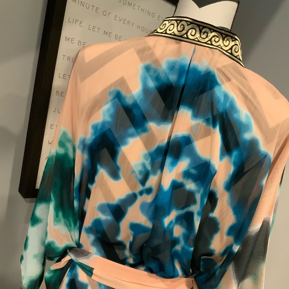 💞 GORGEOUS Long sheer robe! 💞 - Picture 3 of 7